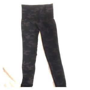Spanx camo leggings worn once. Excellent condition